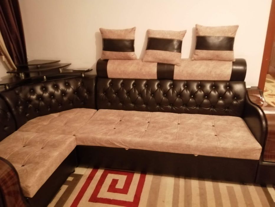 Продаю раздвижной диван