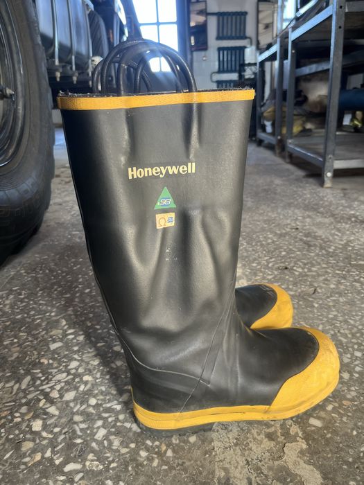 Боевка сатылады в отличном состаяние