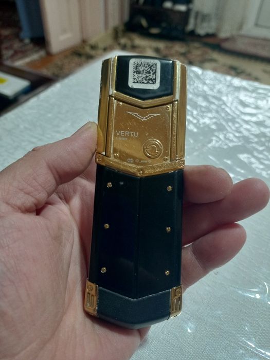 Сотилади Верту холати Зур ишлаши зур