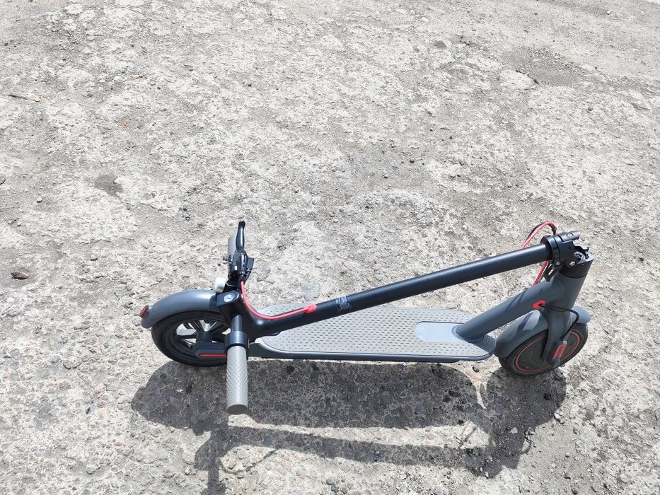 Электросамокат xiaomi m365 pro