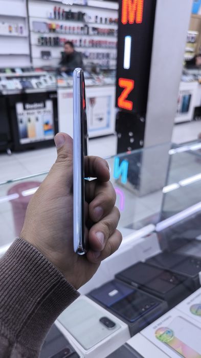 samsung S20 koʻk 8/128 afitsalniy