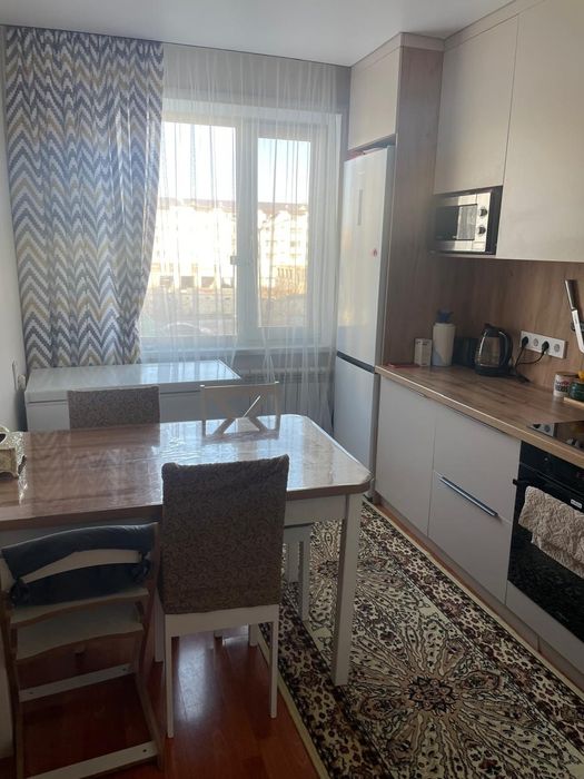 Продам трёхкомнатную квартиру