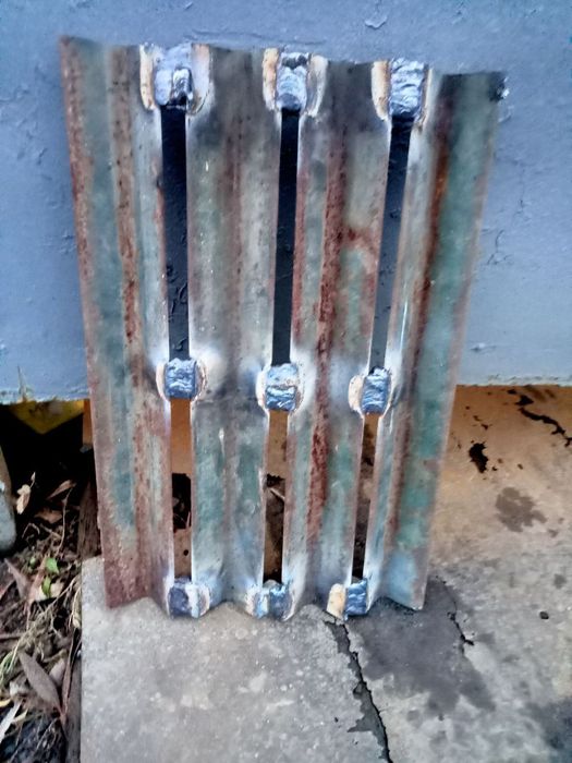 Продам колосник из уголка