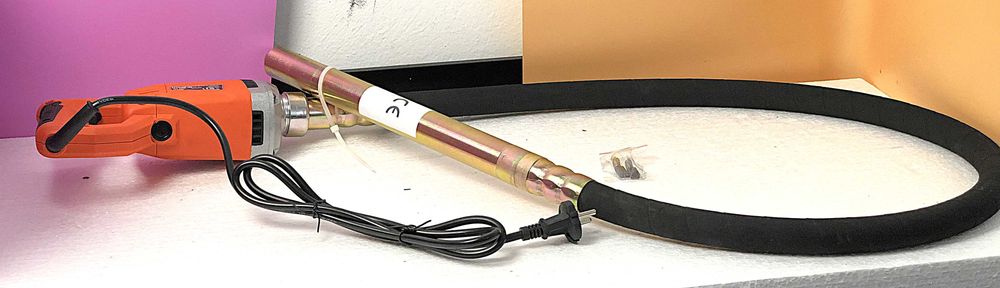 Aparat de vibrat beton 2800W, lance 175 cm, eficient