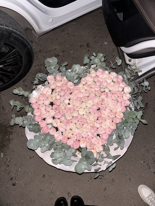 Продам красивый букет  цветов
