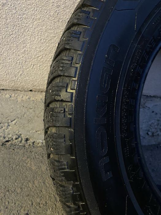 Резина зима 265/65/17