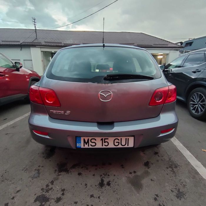 MAZDA 3 2004 — imagine 4