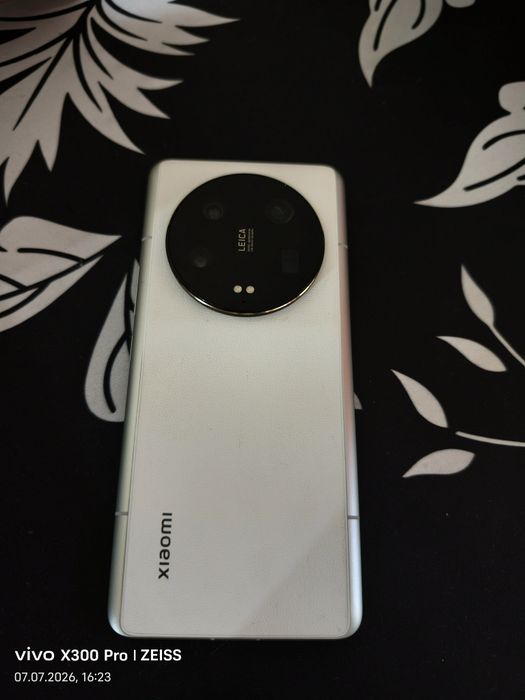 Xiaomi 13 ultra перепрошитый