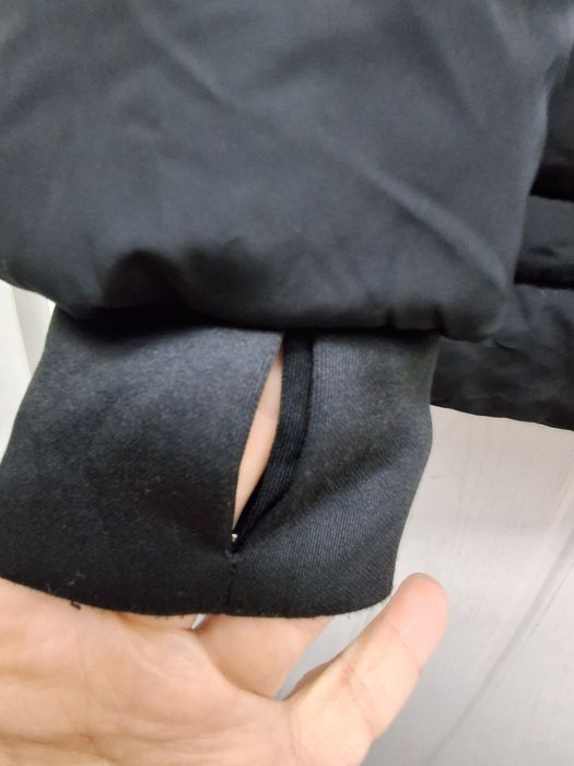 GUESS дамско зимно яке S размер