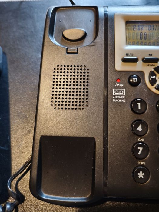 Стационарен  телефон  Оптиком  B500