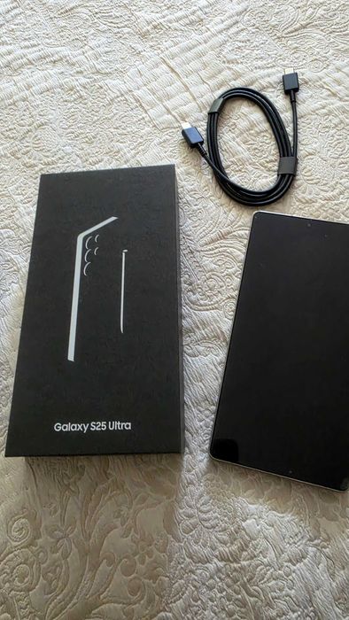 Samsung Galaxy S25 Ultra 512 GB – Като нов, с гаранция