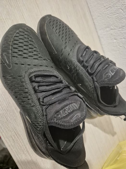 Маратонки Nike air max 270