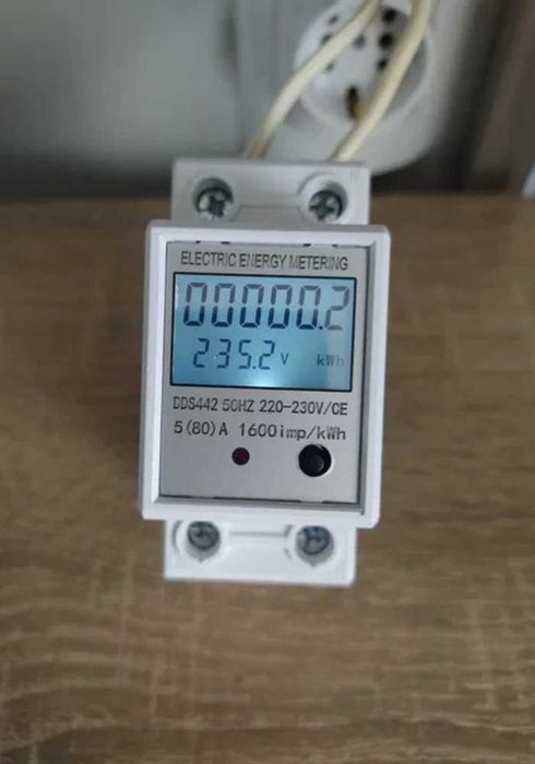 Монофазен електромер за DIN шина | Мултидисплей, 80A, 36мм