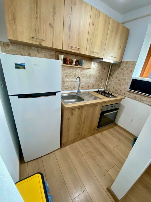 Se închiriază garsonieră