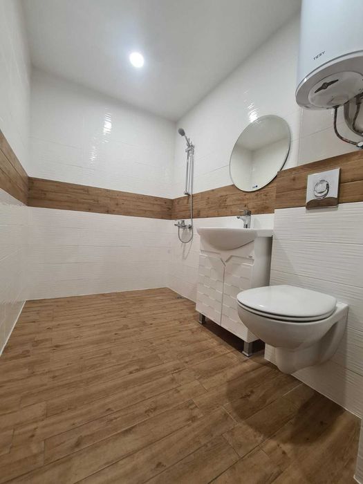 Дава се под наем Тристаен апартамент в Пловдив, Център - 80 кв.м за 510 € - Снимка #12