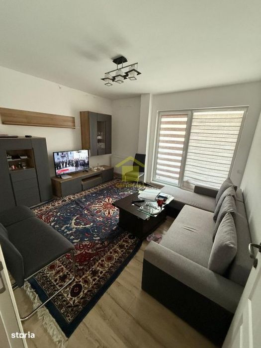 Apartament 3 camere decomandate, etaj 1, zona Sesul de Sus — fotografia 3