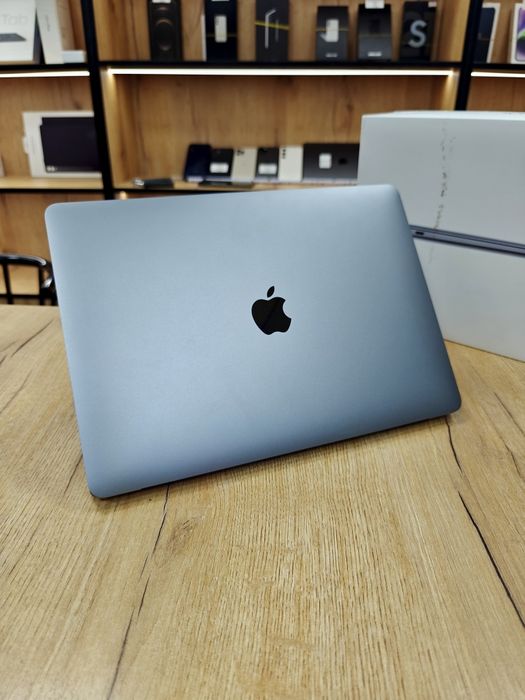 MacBook Air 13 M1 Чип | Память 256гб | ОЗУ 8гб | Apple М1 Акб 99%