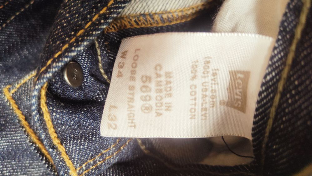 Blugi Levis noi 38/32, 34/32