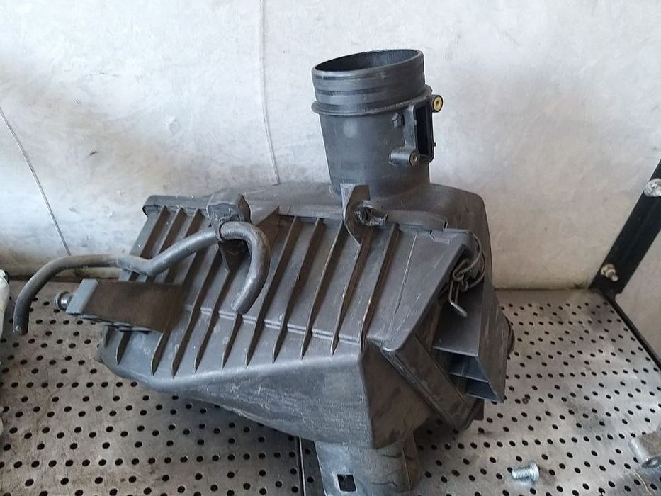 Carcasa filtru aer 2.0 dci renault koleos 1 hy 1026323s01