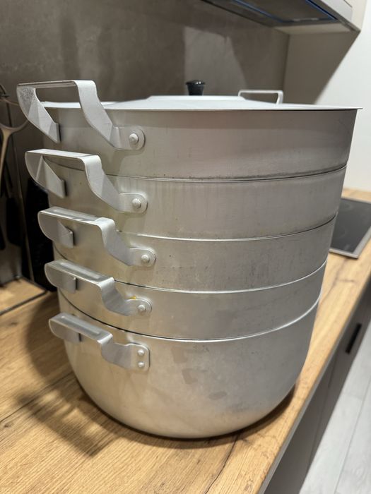 Продам мантницу 13 литров 4 сетки