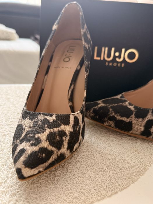 Страхотни обувки на ток Liu jo