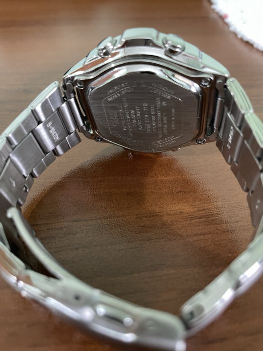 Мъжки часовник Casio3798-EFA-116 чисто нов не е използван от подарък е