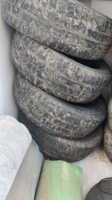 продам шины летние комплект