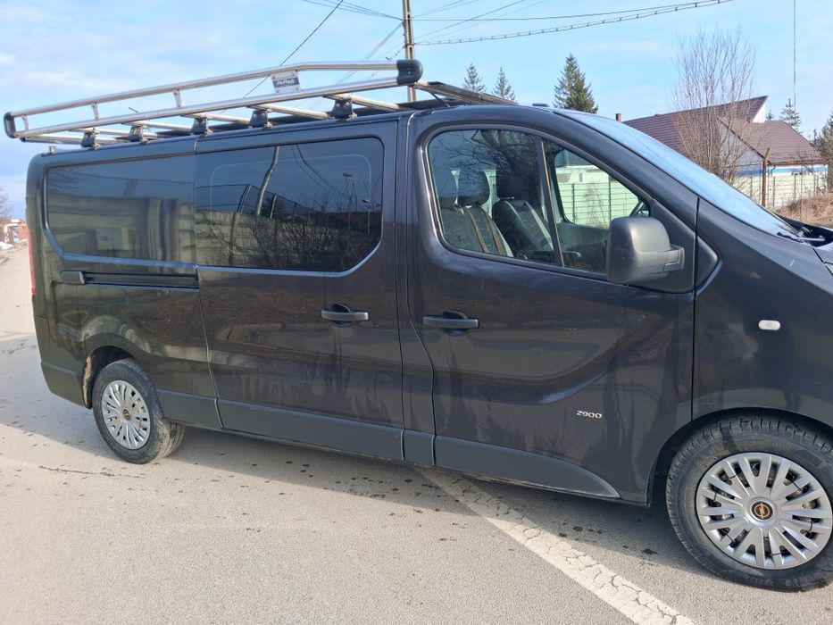 Opel Vivaro 1.6 BiTurbo , 6 locuri , portbagaj pe plafon - 2016