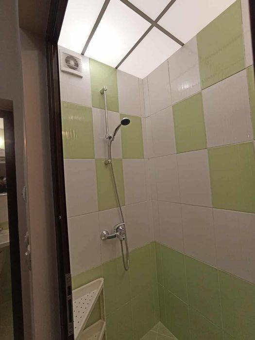 Двустаен апартамент, под наем, Генерали