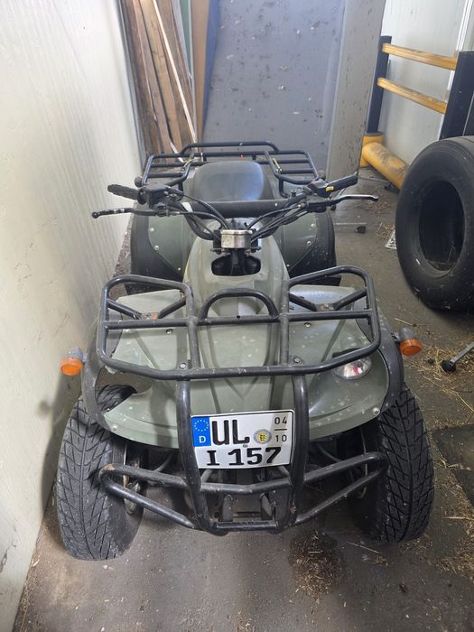 Vând ATV.       .