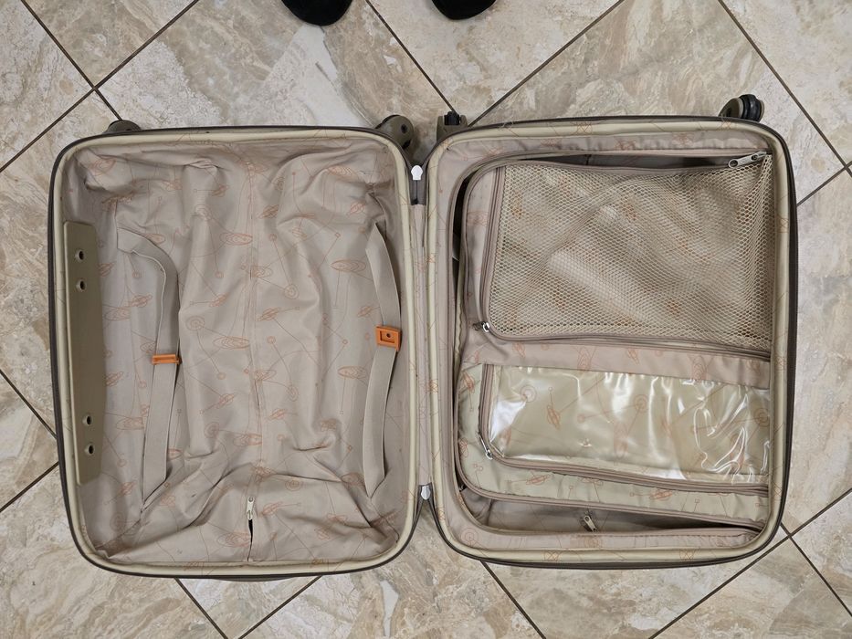 Samsonite куфар.