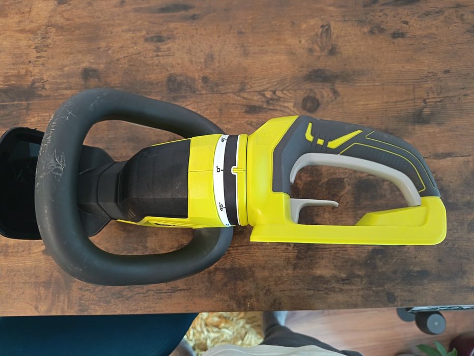 Aparat tuns gard viu Ryobi 36V, lama 60cm-ca nou
