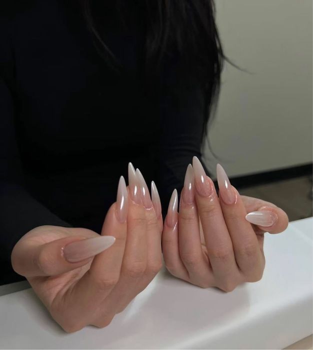 Требуется ученица для маникюра и педикюра