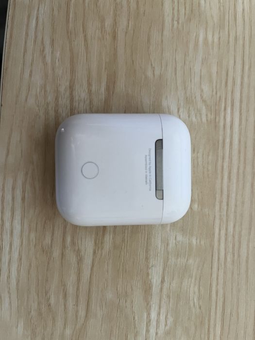 Apple AirPods gen 2