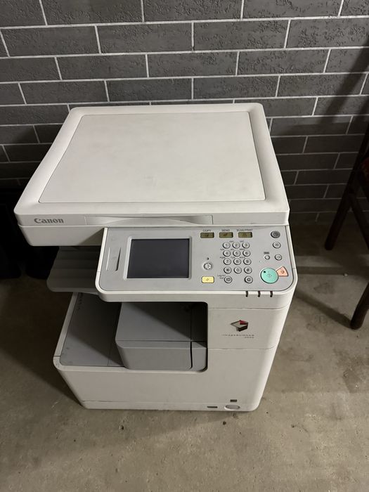 Printer Canon imageRunner 2520 4v1 A3 A4 holati zor kam ishlagan
