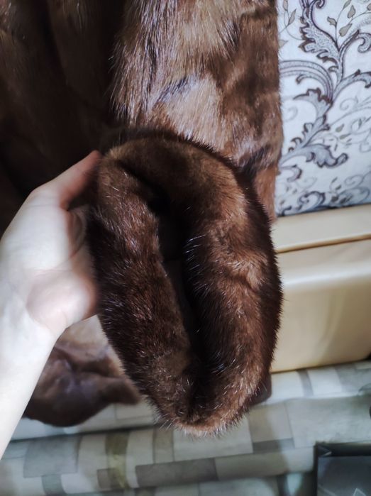 Продам Норковую шубу