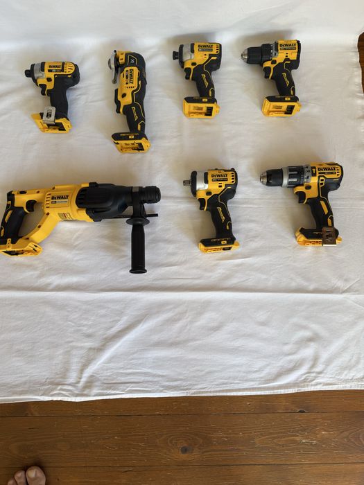 Dewalt pawer tools.
