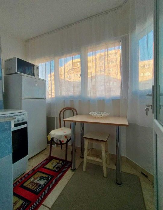 Inchiriez garsoniera in zona sensul giratoriu