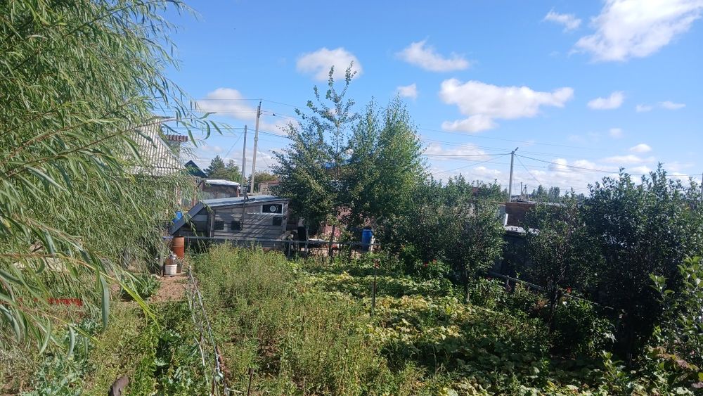 Продам дом в дачном участке.