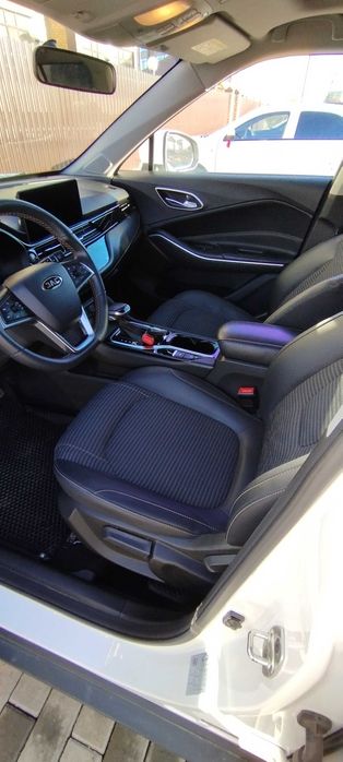 Срочная продажа автомобиль JAC js4