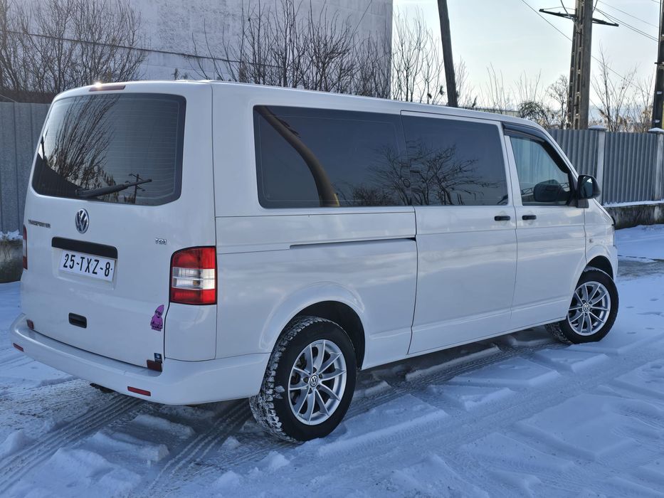 Vw transporter t5  8+1  Euro 5 model Lung