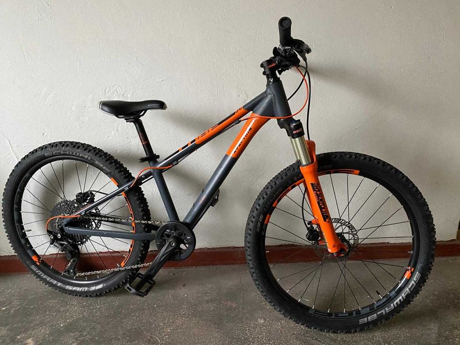 Bicicleta CUBE Reaction roti 24