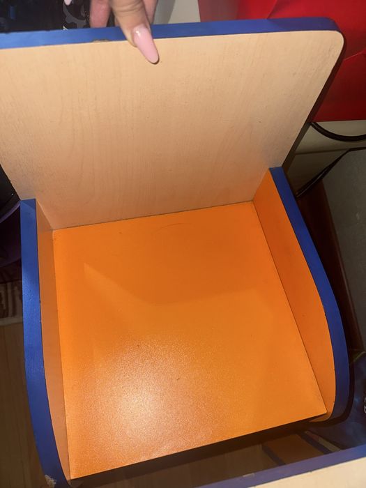 Детский стол со стульями