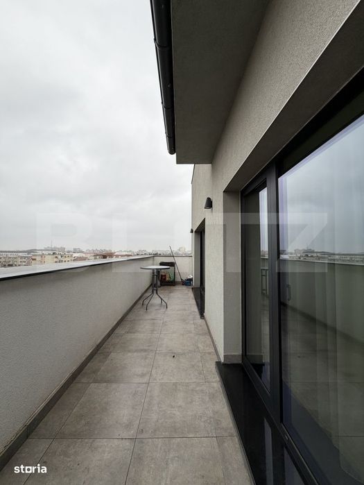 Apartament tip penthouse, 2 camere decomandate, terase panoramice, Rov