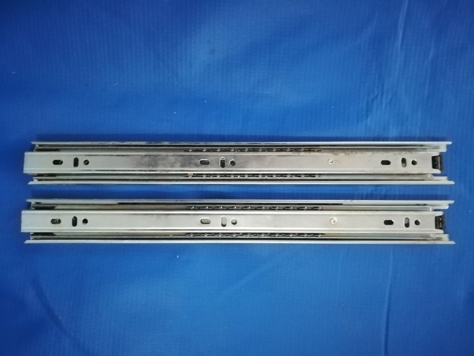 Продам салазки мебельные.