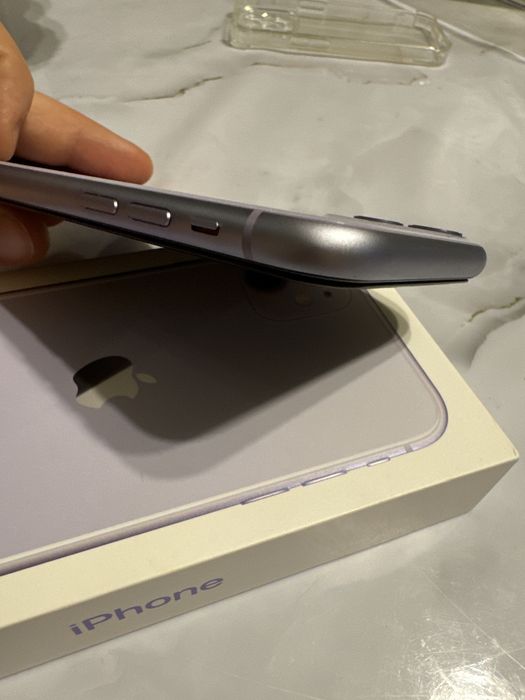 Iphone 11 128gb продам