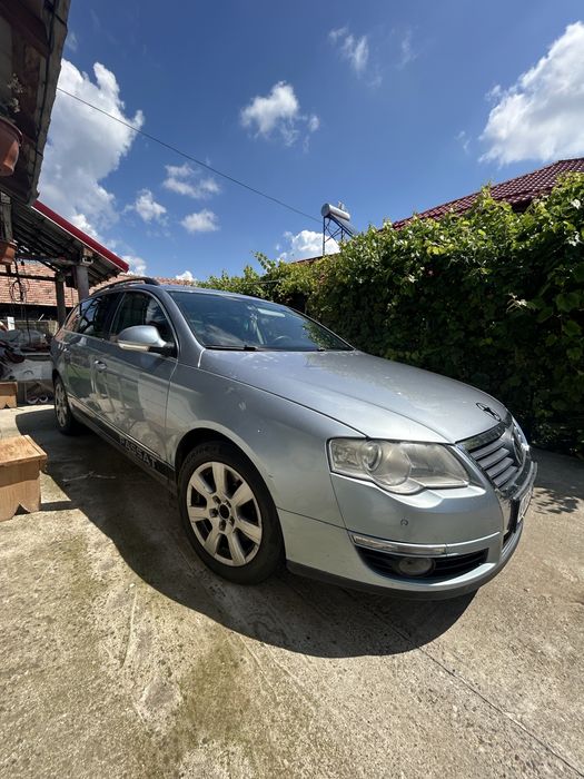 Vând Volkswagen Passat