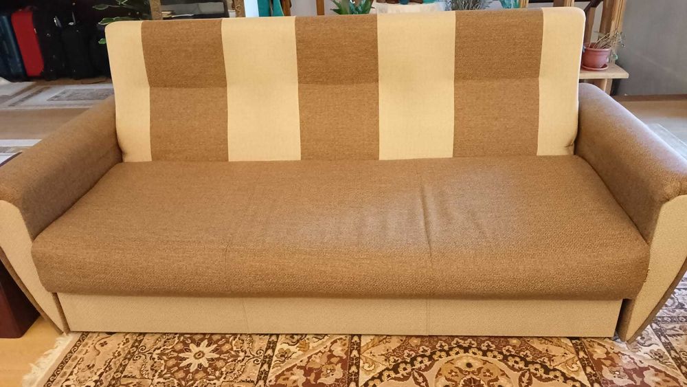 Canapea stare noua 3 locuri, extensibila