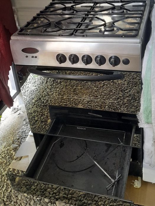 Газовая плита фирмы BOSCH