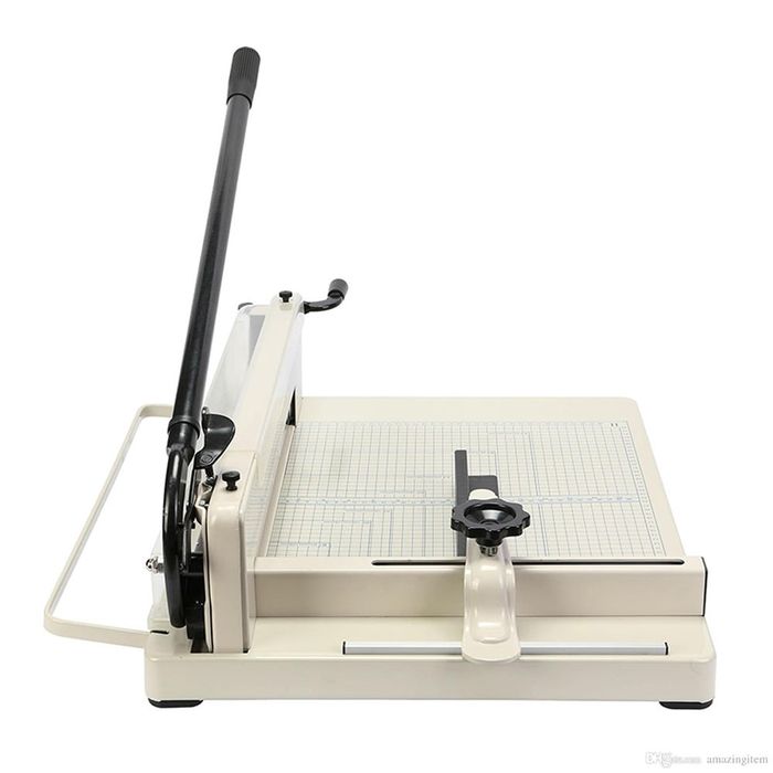 Ghilotina tipografică A3